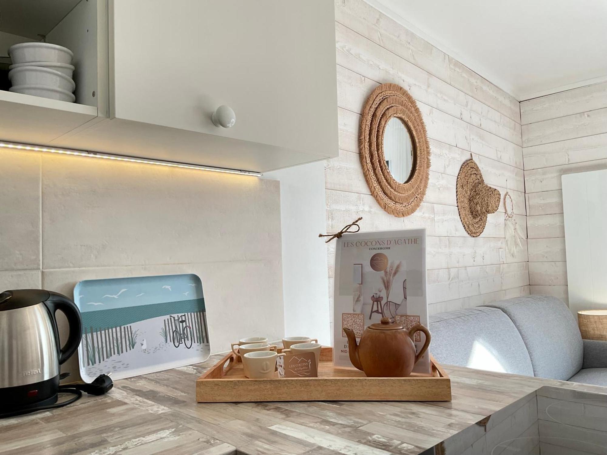 Le Nid Douillet, Studio Avec Terrasse Et Parking A 400M Des Plages 拉莫尔海滩 外观 照片