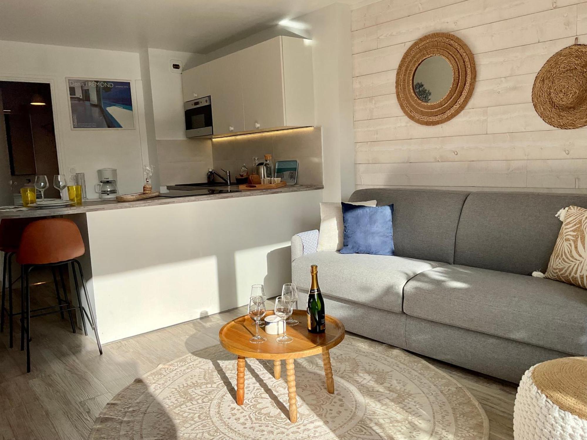 Le Nid Douillet, Studio Avec Terrasse Et Parking A 400M Des Plages 拉莫尔海滩 外观 照片